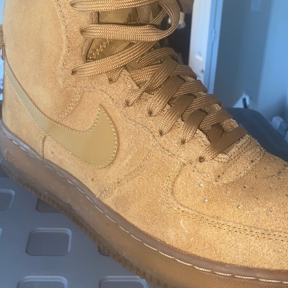 Nike wheats hightop